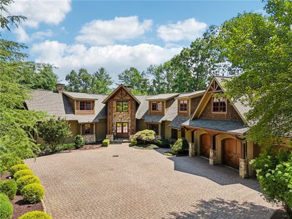812 Lake View Court sold home in Cliffs At Keowee Falls North, Salem, SC