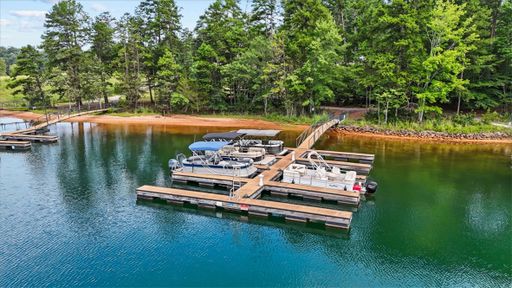532 Great Oak Way sold home in Waterford Ridge, Seneca, SC