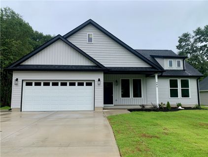 404 Brown Road sold home in Webb Crossing, Pendleton, SC