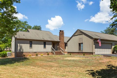 Previously sold for $520,000