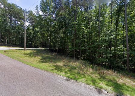 135 Nottingham Drive