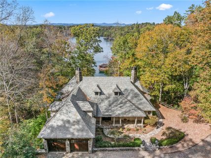 604 Top Ridge Drive