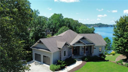 305 Wynswept Point