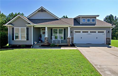 217 N Stonegate Drive sold home in Stonegate, Seneca, SC