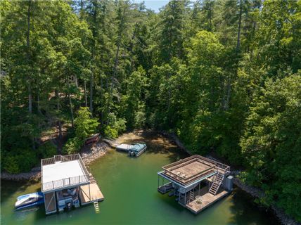 Lot 51 Bay Ridge Drive sold home in Bay Ridge, Salem, SC