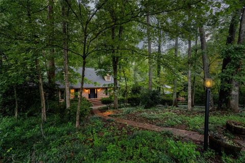 222 Camelot Road sold home in Camelot, Clemson, SC