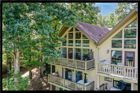 900 Captains Cove Court 2