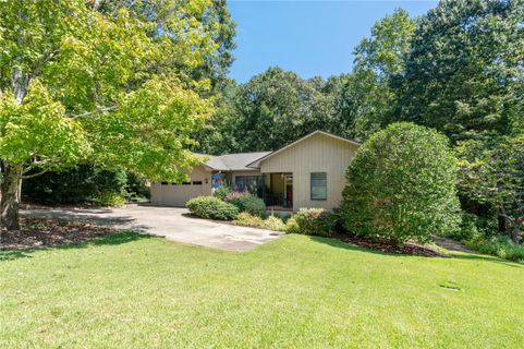 211 Cherokee Drive