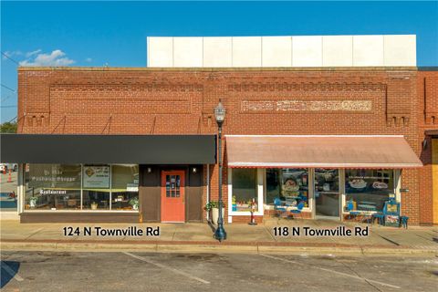 124 And 118 N Townville Street Ye Ole Restaurant