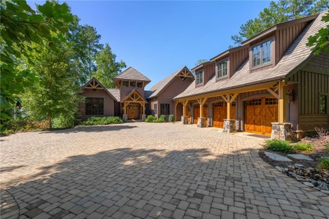 303 Crooked Rock Lane