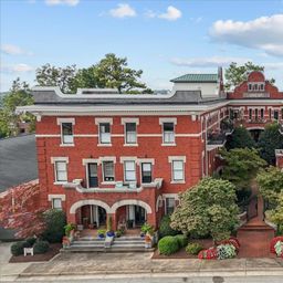 400 E Washington Street Unit 27
