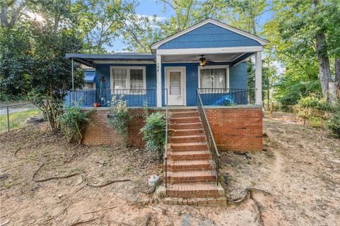 109 Brookside Circle