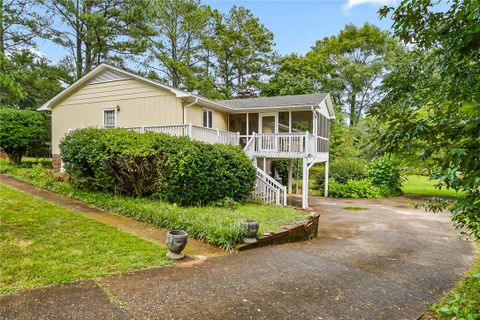 208 Williamsburg Road