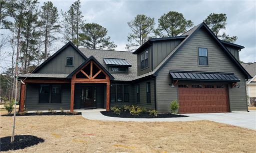 205 E Gunnery Court