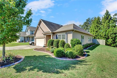 100 Amherst Way