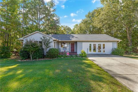 104 Fairway Lane