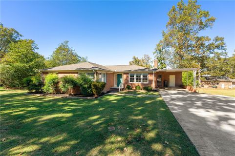 104 Oaklane Drive sold home in W. A. Barr, Easley, SC