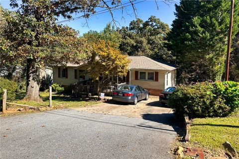 202 Tramrod Trail