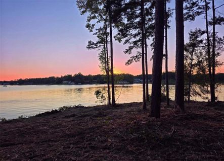 Lot 12 Creekpoint Drive sold home in Great Waters, Abbeville, SC