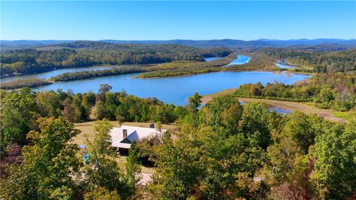 284 River Road