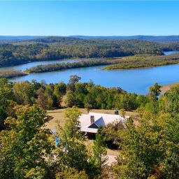 284 River Road