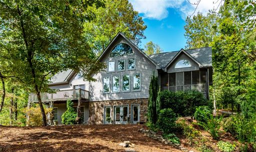 2111 Moorefield Memorial Highway active home in Gauley Falls, Pickens, SC