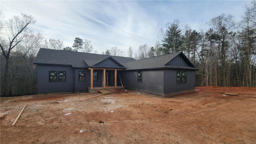 533 Sixteenth Circle sold home in Falcons Lair West, Walhalla, SC