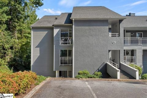 902 Northlake Drive
