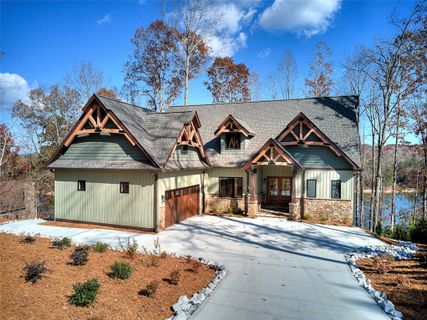 147 Sweet Gum Drive sold home in Foxwood Hills/Mt Bay Estates, Westminster, SC