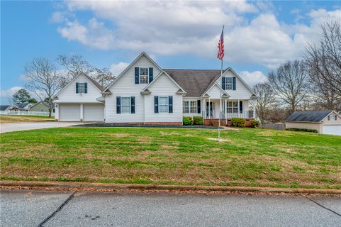 7 Brook Laurel Lane Lane