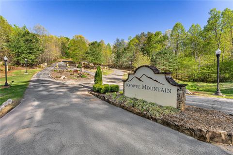 821 Scharlin Drive active home in Keowee Mountain, Pickens, SC