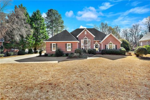 137 Port Royal Road sold home in Cobb's Glen, Anderson, SC