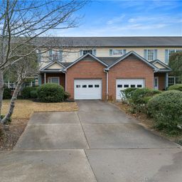 902 Autumn Oaks