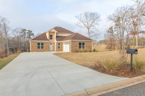 Homes in Top Sail Bay, Anderson