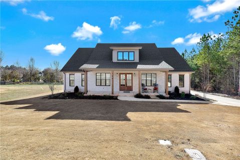 144 Jericho Circle sold home in The Oaks At Mountain View, Williamston, SC