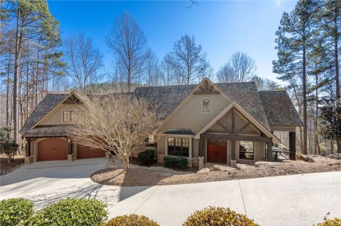 811 Top Ridge Drive