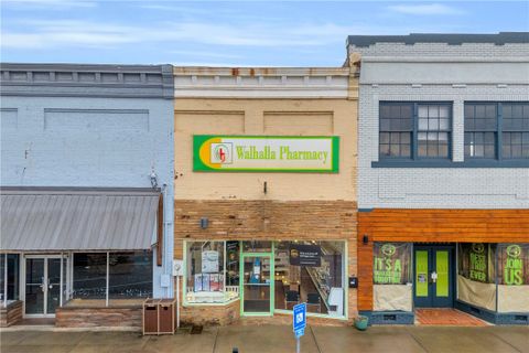 206 E Main Street