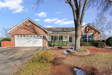 4 Kingfisher Drive sold home in River Ridge, Simpsonville, SC