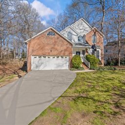 6 Indian Laurel Court