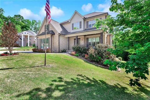 Homes in Bunker Hill, Greer