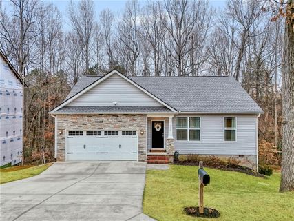 208 Joes Court sold home in Briarpark, Easley, SC
