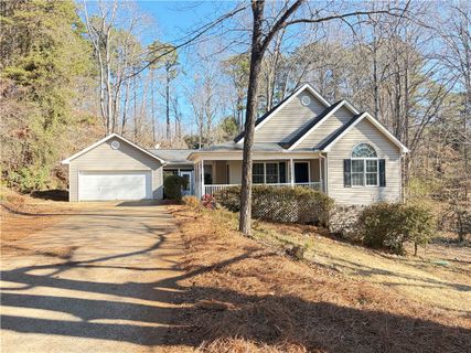 Homes in Indian Oaks, Seneca