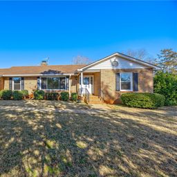 1305 Summers Drive