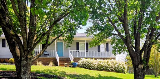 829 White Oak Hill Drive sold home in Woodland Acres, Seneca, SC