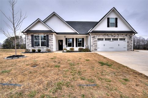 115 Carolina Drive sold home in Wren Woods, Piedmont, SC