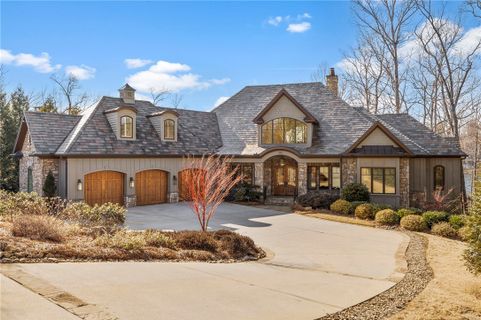 314 Palmer Way active home in The Reserve At Lake Keowee, Sunset, SC