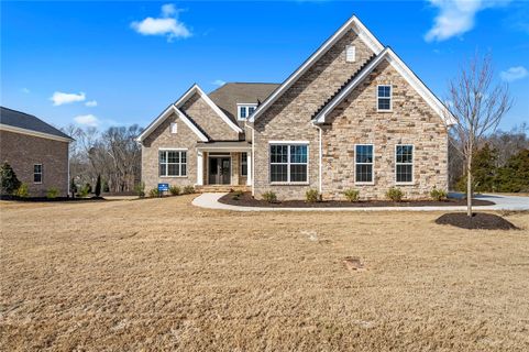 103 Wagner Court active home in Walnut Grove, Easley, SC