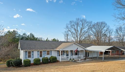 826 White Oak Hill Drive sold home in Woodland Acres, Seneca, SC