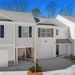 404 Oakmont Valley Trail