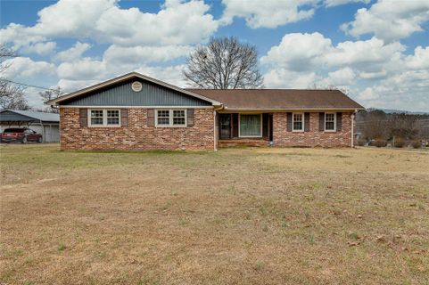 2 Tazewell Drive sold home in Richmond Hills, Greenville, SC